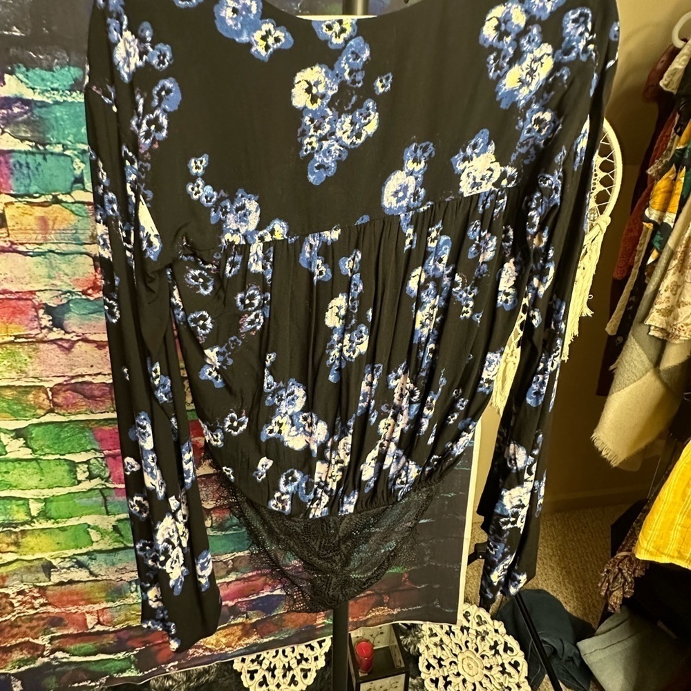 Free People Intimately Floral Bodysuit XS NWOT - Picture 5 of 8